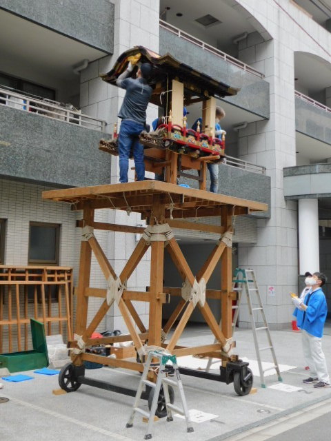2021.07.13祇園祭山鉾建て (13)蟷螂山.JPG