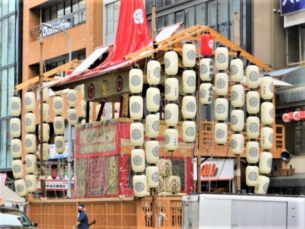 2021.07.13祇園祭山鉾建て (52)函谷鉾.JPG