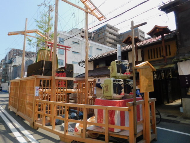 2021.07.20祇園祭山鉾建て (39)鯉山.JPG