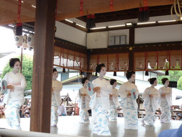 富美芳さん、コンチキ音頭を奉納＠八坂神社舞殿：祇園祭補遺