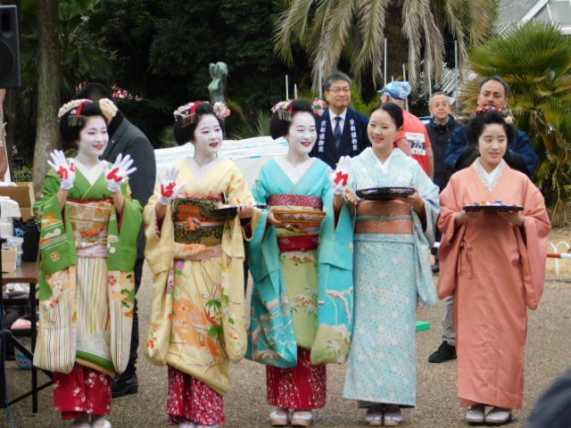 2024.02.18京都マラソンの舞妓さん (100)櫻千鶴・柚子葉・明日葉・仕込みさん・新人.JPG