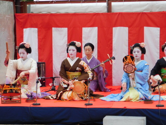 2024.02.18京都マラソンの舞妓さん (95)真未・まめ彩・福奈美・亜佐子.JPG