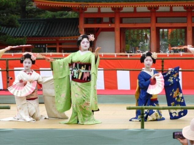 2024.04.16平安神宮例祭翌日祭神賑行事 (234).JPG