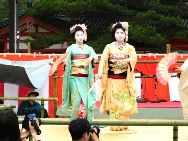 2024.04.16平安神宮例祭翌日祭神賑行事 (261).JPG
