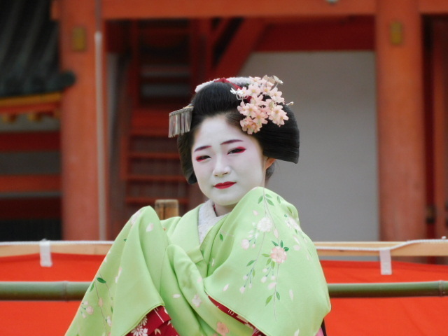 2024.04.16平安神宮例祭翌日祭神賑行事 (313).JPG