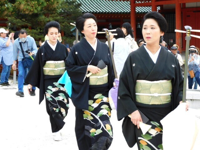 2024.04.16平安神宮例祭翌日祭神賑行事 (61)祇園甲部幸苑まほ璃もも.JPG