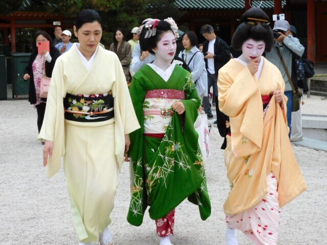 2024.04.16平安神宮例祭翌日祭神賑行事 (63)祇園甲部.JPG